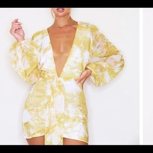 Tie Dye Body-con Dress💛🤍